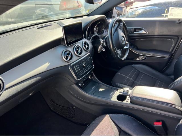������ ��� ������� Mercedes-Benz Cla 180 2015 ����