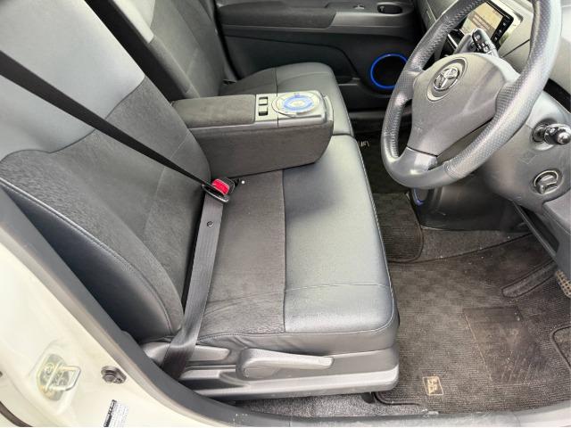������ �� ����� � ������ Toyota BB 2015 ����