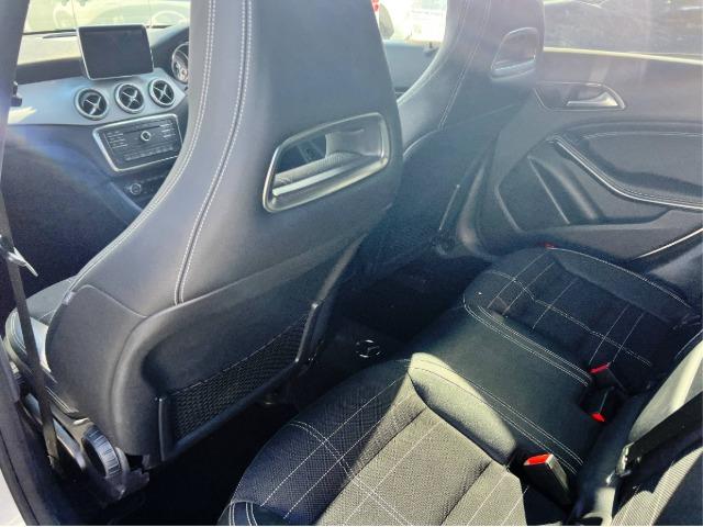 ������ ��� ������� Mercedes-Benz Cla 180 2015 ����