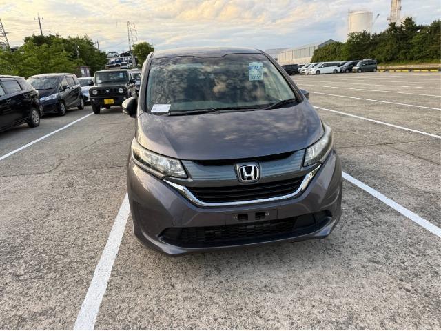 ������ �� ����� � ������ Honda Freed 2018 ����