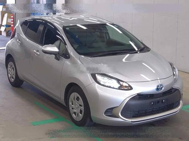 ������ �� �������� � ������ Toyota Aqua 2023 ���