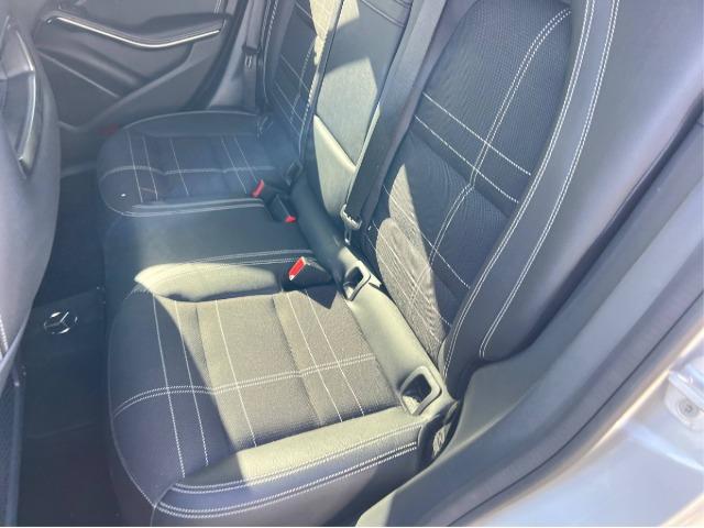 ������ ��� ������� Mercedes-Benz Cla 180 2015 ����